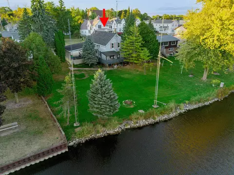 131 W Main St, Chilton, WI 53014