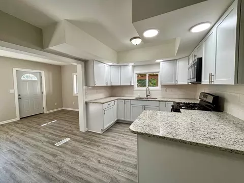 203 Marquette St, Ishpeming, MI 49849 photo 4