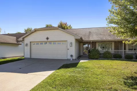 2411 Patriot Ln, Oshkosh, WI 54904