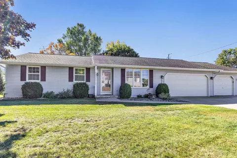 2579 Lance St, Green Bay, WI 54313