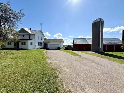w13231 Mielke Road, Marion, WI 54950