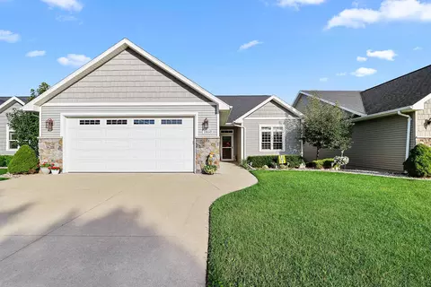 1860 N Margaret St, Appleton, WI 54913 photo 2