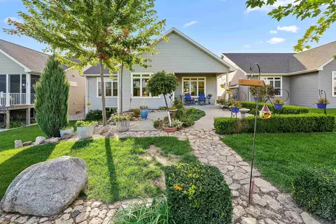 1860 N Margaret St, Appleton, WI 54913 photo 6