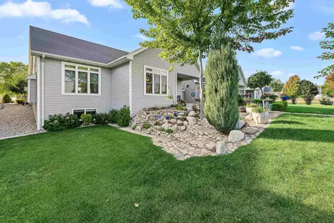 1860 N Margaret St, Appleton, WI 54913 photo 5