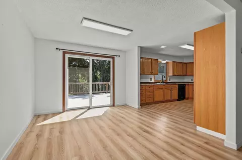 Living - 25 S Keller Park Dr, Appleton, WI 54914 photo 6 of 8