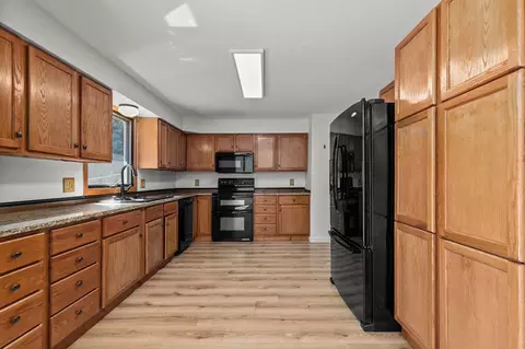 Kitchen - 25 S Keller Park Dr, Appleton, WI 54914 photo 1 of 5