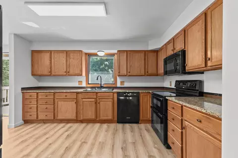 Kitchen - 25 S Keller Park Dr, Appleton, WI 54914 photo 4 of 5