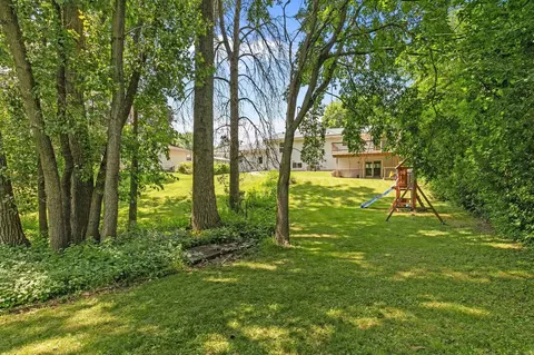 Exterior - 25 S Keller Park Dr, Appleton, WI 54914 photo 9 of 17