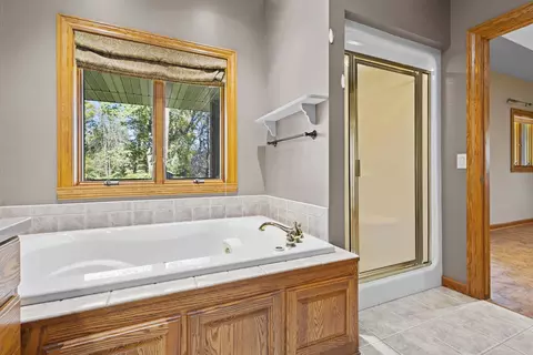 Bath - 810 E Riverview Ln, Embarrass, WI 54933 photo 3 of 5