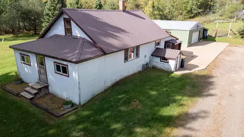 4680 Elm St, Laona, WI 54541