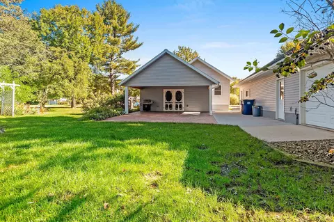 Exterior - 123 High St, Embarrass, WI 54933 photo 11 of 12