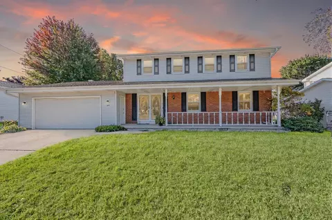 1445 Cormier Rd, Green Bay, WI 54313