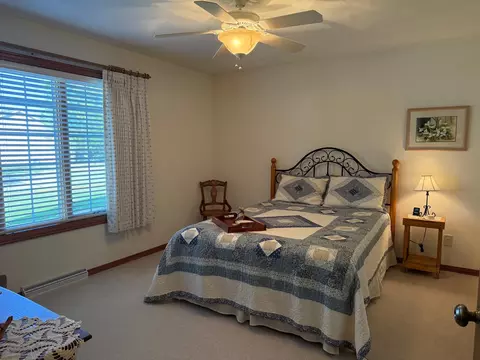 Bedroom - 4206 N Marshall Heights Ave, Appleton, WI 54913 photo 5 of 5