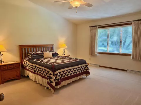 Bedroom - 4206 N Marshall Heights Ave, Appleton, WI 54913 photo 3 of 5
