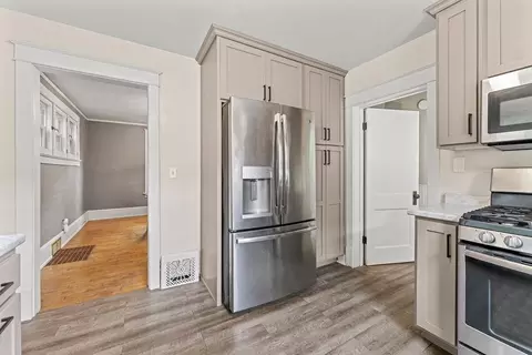 Kitchen - 721 W 5th St, Appleton, WI 54914 photo 3 of 3