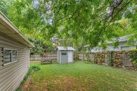 Exterior - 721 W 5th St, Appleton, WI 54914 photo 6 of 8