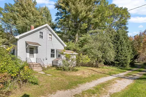 4819 Nellis Ln, Oconto, WI 54153