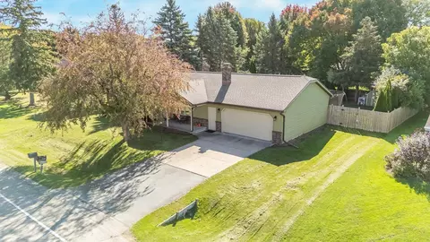 View/Area - 2925 W Capitol Dr, Appleton, WI 54914 photo 3 of 7