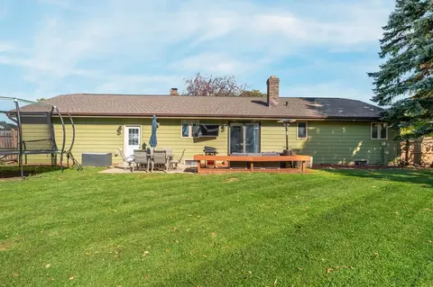 Exterior - 2925 W Capitol Dr, Appleton, WI 54914 photo 2 of 7