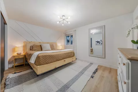 Bedroom - 2925 W Capitol Dr, Appleton, WI 54914 photo 1 of 5