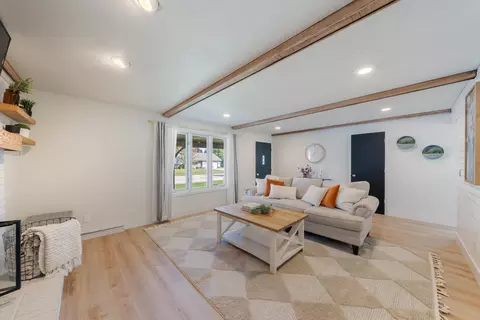 Living - 2925 W Capitol Dr, Appleton, WI 54914 photo 3 of 4