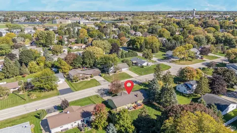 View/Area - 2925 W Capitol Dr, Appleton, WI 54914 photo 5 of 7