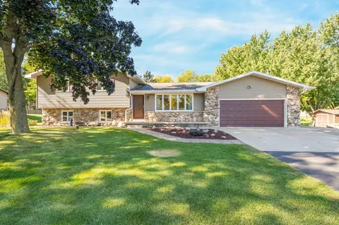4315 Swallow Banks Ln, Oshkosh, WI 54904