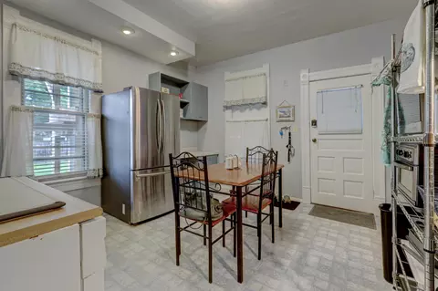 1208 N Superior St, Appleton, WI 54911 photo 11
