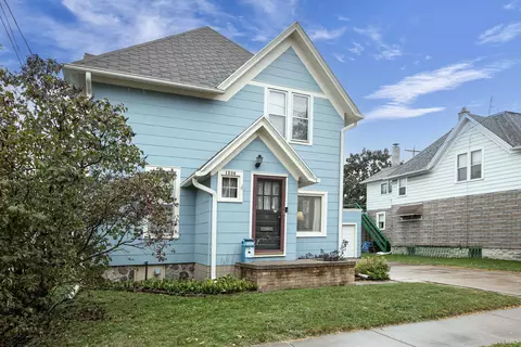 1208 N Superior St, Appleton, WI 54911 photo 3