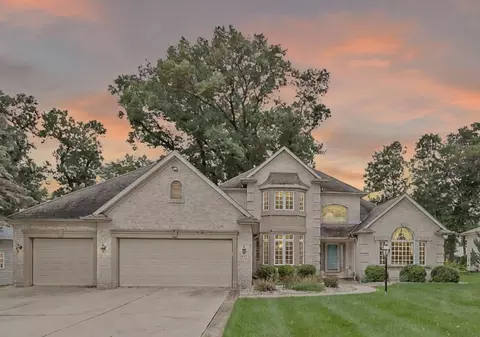 1471 Parkway Dr, Green Bay, WI 54304