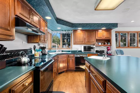1508 N Nicholas St, Appleton, WI 54914 photo 16