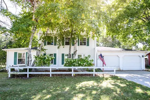 2441 Matchwood Ln, Green Bay, WI 54304