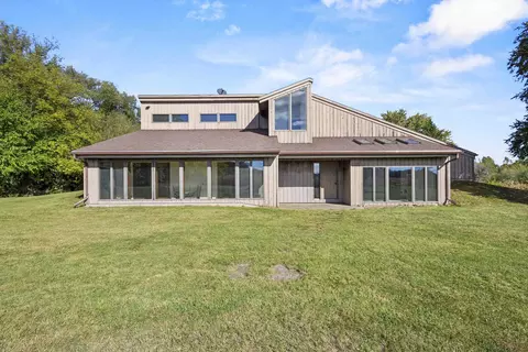 4865 County Rd N, Oshkosh, WI 54904