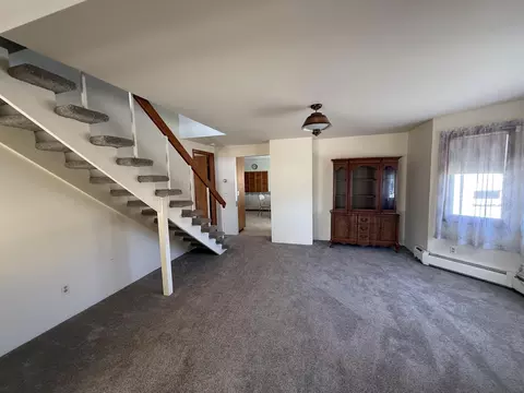 Living - 1012 11th Ave, Menominee, MI 49858 photo 5 of 5