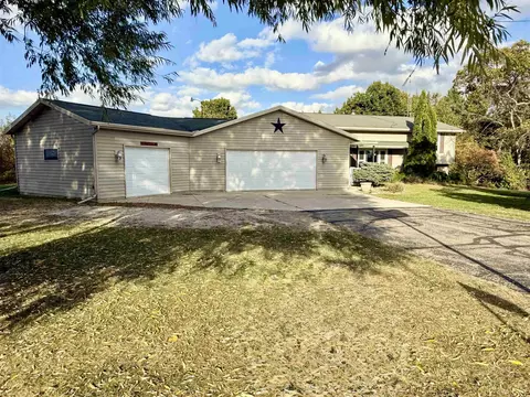 w9033 Johnson Road, Eldorado, WI 54932