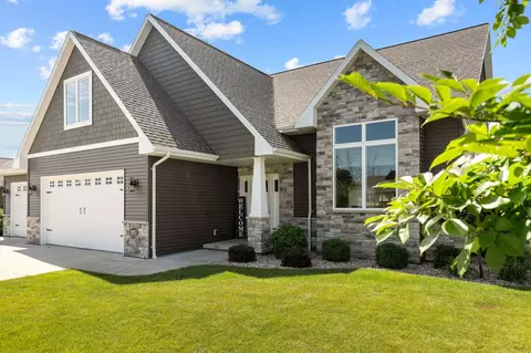 Exterior - 2053 W Sugar Ct, Appleton, WI 54913 photo 7 of 9