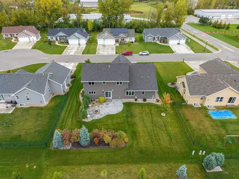 View/Area - 2053 W Sugar Ct, Appleton, WI 54913 photo 1 of 1