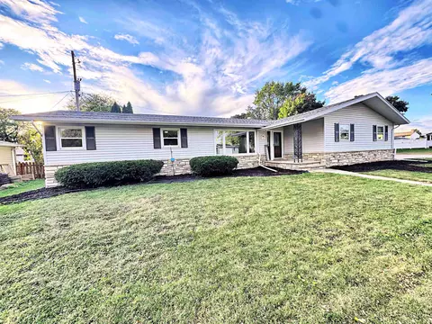 2317 N Bay St, Appleton, WI 54911