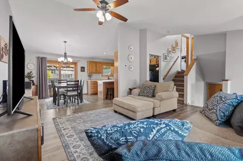 3628 S Kernan Ave, Appleton, WI 54915 photo 5