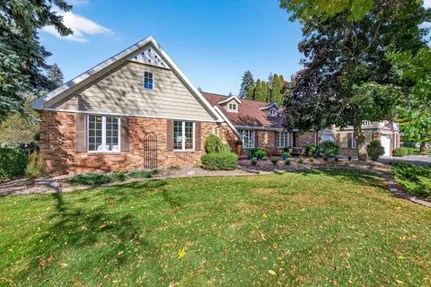 Exterior - 9 Meadowbrook Ln, Appleton, WI 54914 photo 17 of 17