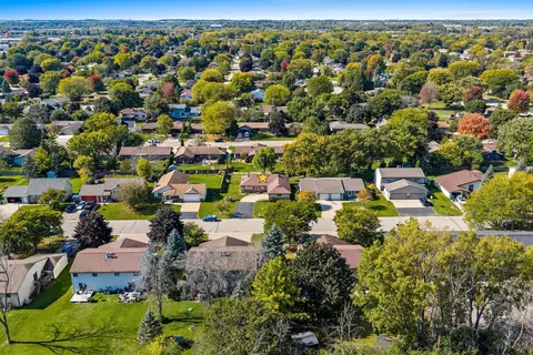 View/Area - 1811 N Whitney Dr, Appleton, WI 54914 photo 3 of 4