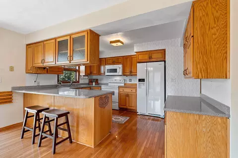 Kitchen - 1811 N Whitney Dr, Appleton, WI 54914 photo 1 of 4