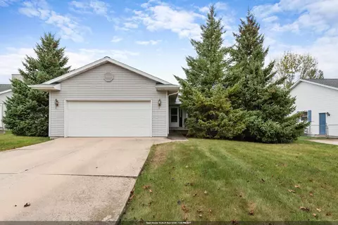 23 Sammy Jo Cir, Fond Du Lac, WI 54935