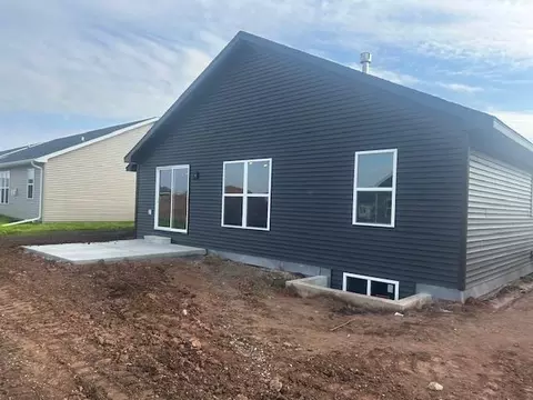 3684 E Gladiolus Pl, Appleton, WI 54913 photo 6