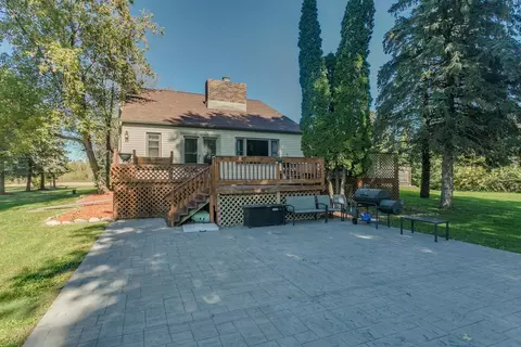 Exterior - w5321 Quarry Road, Appleton, WI 54913 photo 4 of 9