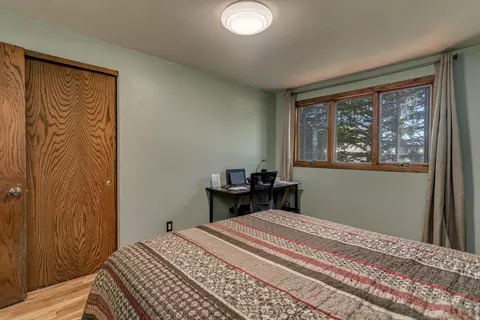 Bedroom - w5321 Quarry Road, Appleton, WI 54913 photo 2 of 8