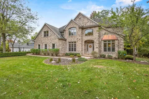 997 Thornberry Creek Dr, Oneida, WI 54155