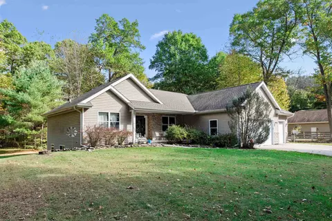 N3226 Right Of Way Road, Peshtigo, WI 54157
