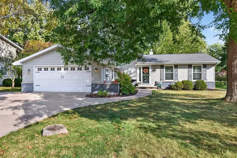 1224 S Park Ave, Neenah, WI 54956