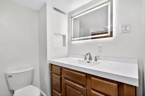 Bath - 1017 W Lawrence St, Appleton, WI 54914 photo 3 of 3